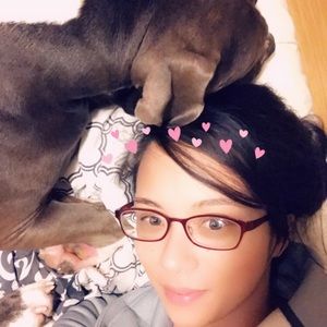 Meet your Posher, Casandra